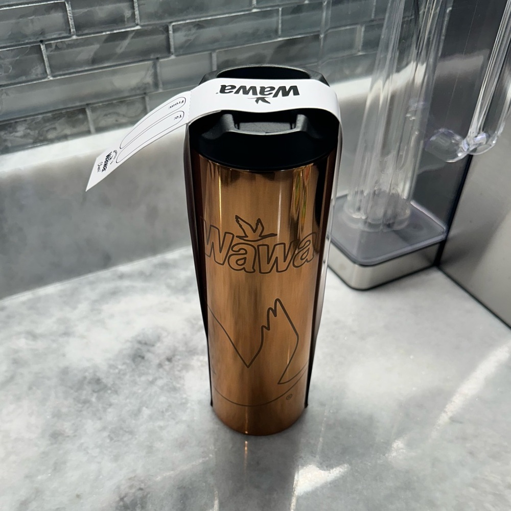 WAWA 2024 Limited Edition Fall Sorento WAWA Tumbler - 18oz - Picture 11 of 11